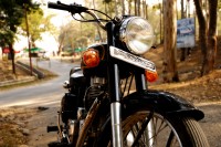 Black Royal Enfield Bullet Standard 350