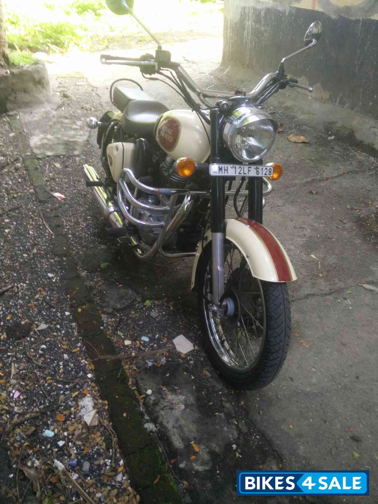Tan Maroon Royal Enfield Classic 500