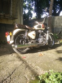 Tan Maroon Royal Enfield Classic 500