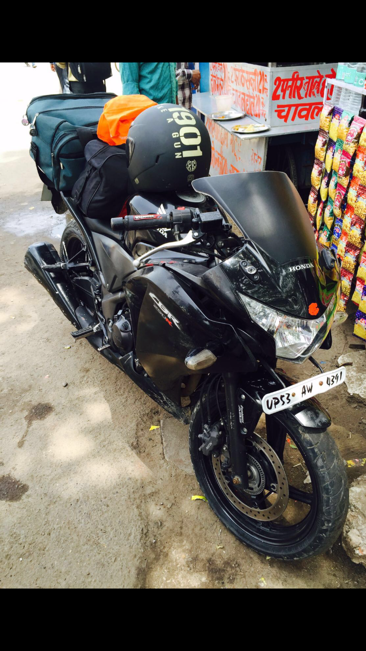 Honda CBR 250R 2011 Model