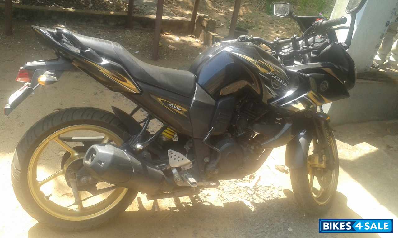 Black Yamaha Fazer