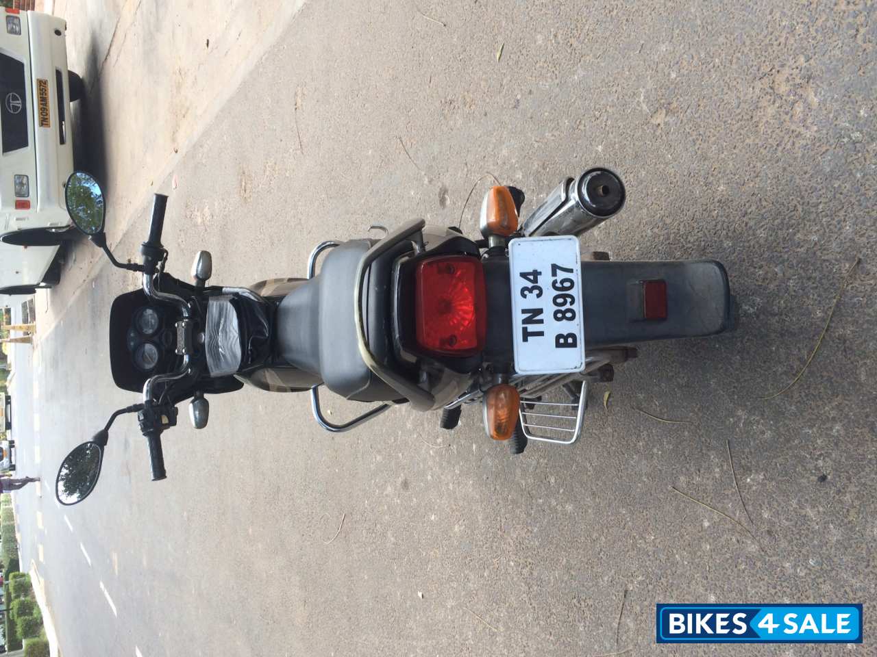 Black TVS Victor GL Black TVS Victor GL