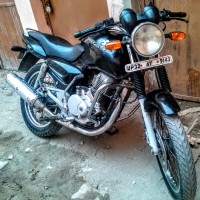 Black Bajaj Pulsar 150 Round Headlight