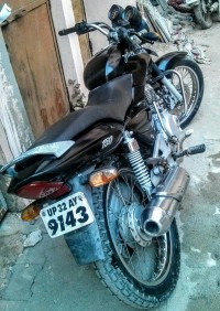 Black Bajaj Pulsar 150 Round Headlight