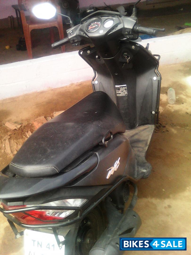 Used 2015 model Honda Dio for sale in Coimbatore. ID 126960. Mat Grey