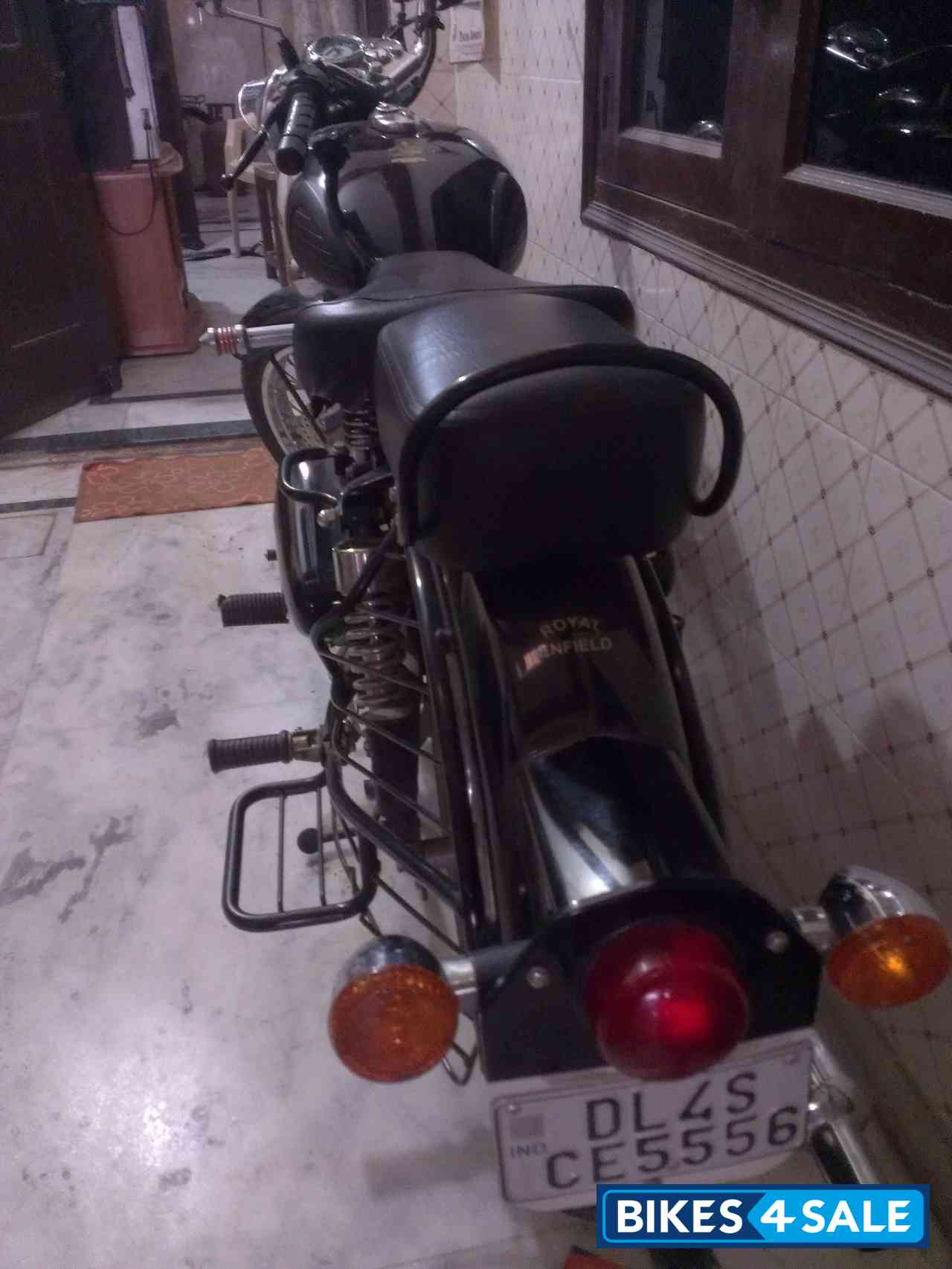 Black Royal Enfield Classic 350