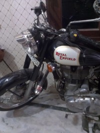 Black Royal Enfield Classic 350
