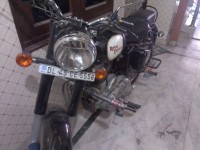 Black Royal Enfield Classic 350
