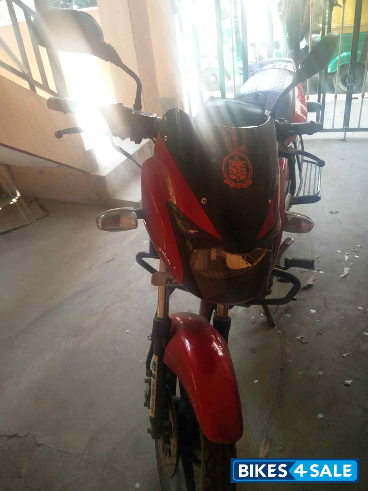 Red Bajaj Pulsar 150 DTSi Red Bajaj Pulsar 150 DTSi
