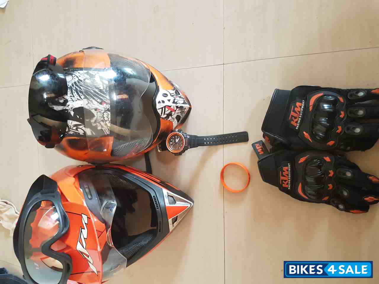 White Black Orange With Red KTM Duke 390