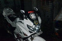 White Hero Karizma ZMR