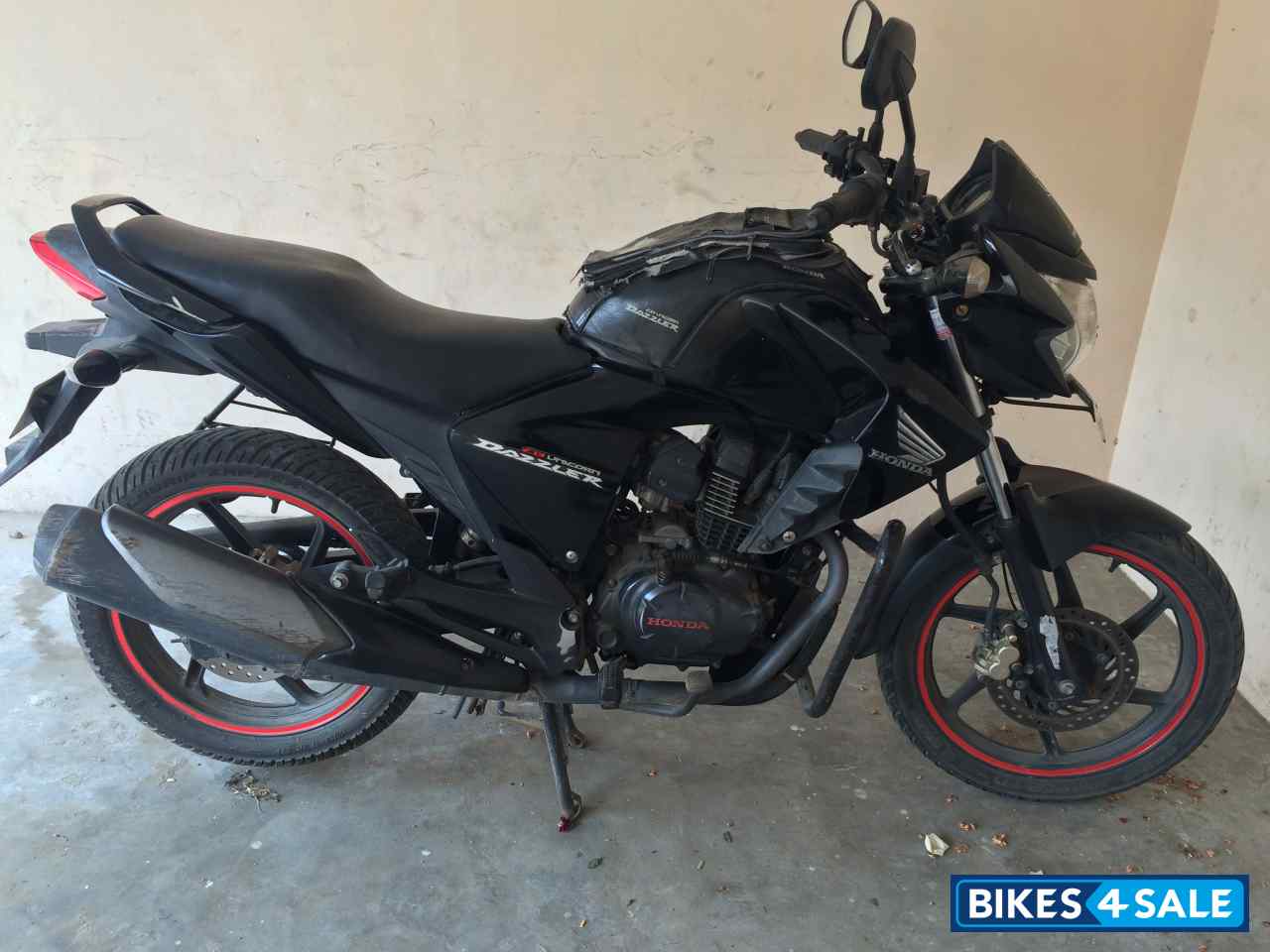 Used 2012 model Honda Unicorn Dazzler 