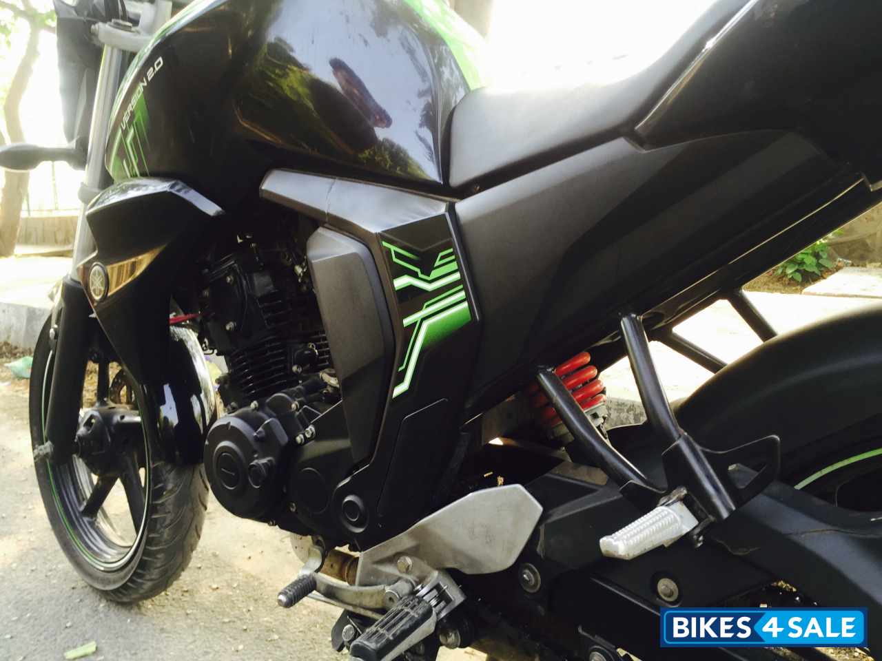 Black & Green Yamaha FZ-S FI V2