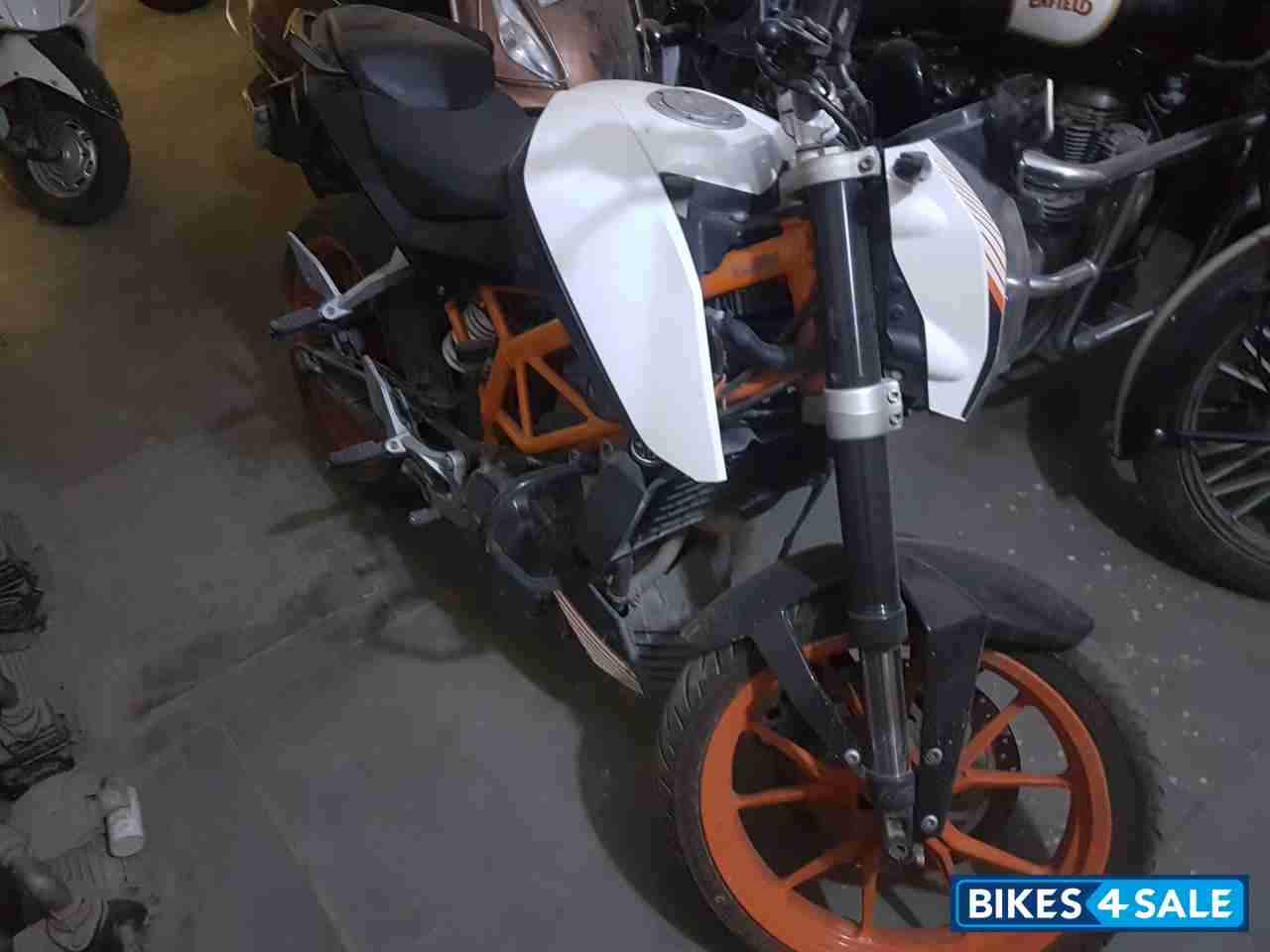 White Orange KTM Duke 390