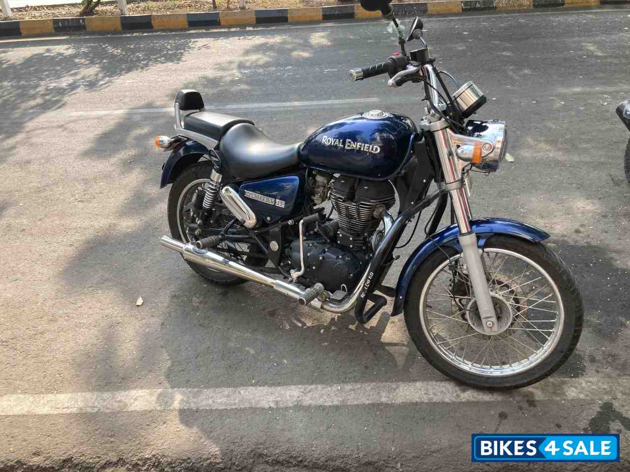 Blue Royal Enfield Thunderbird TwinSpark 350