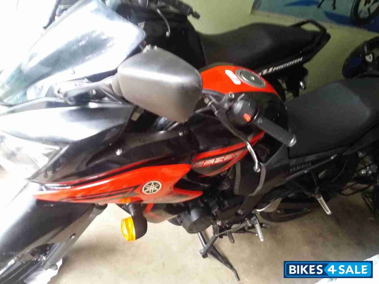 Red And Black Yamaha Fazer