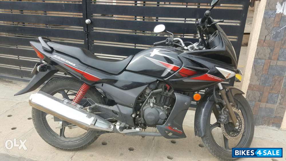 Black Hero Karizma R