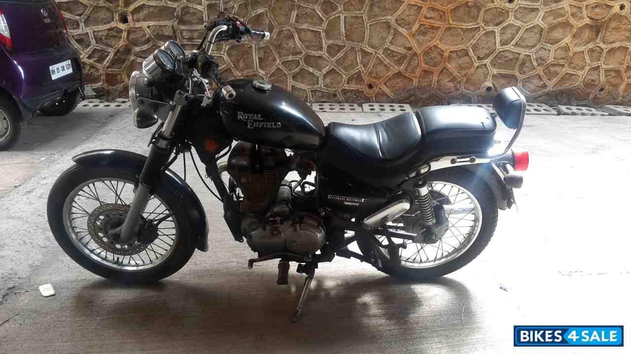 Green Royal Enfield Thunderbird TwinSpark 350
