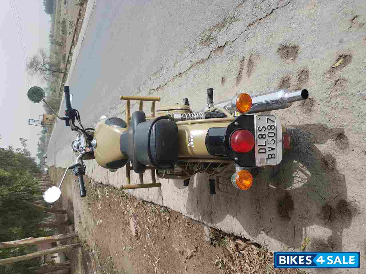 Desert Storm Royal Enfield Classic Desert Storm