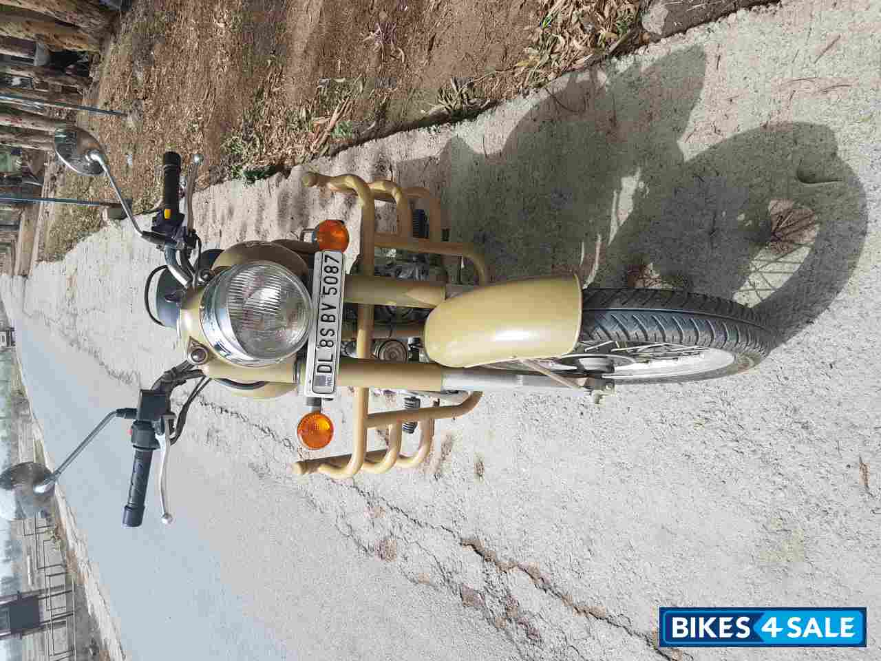 Desert Storm Royal Enfield Classic Desert Storm