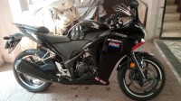 Black Honda CBR 250R