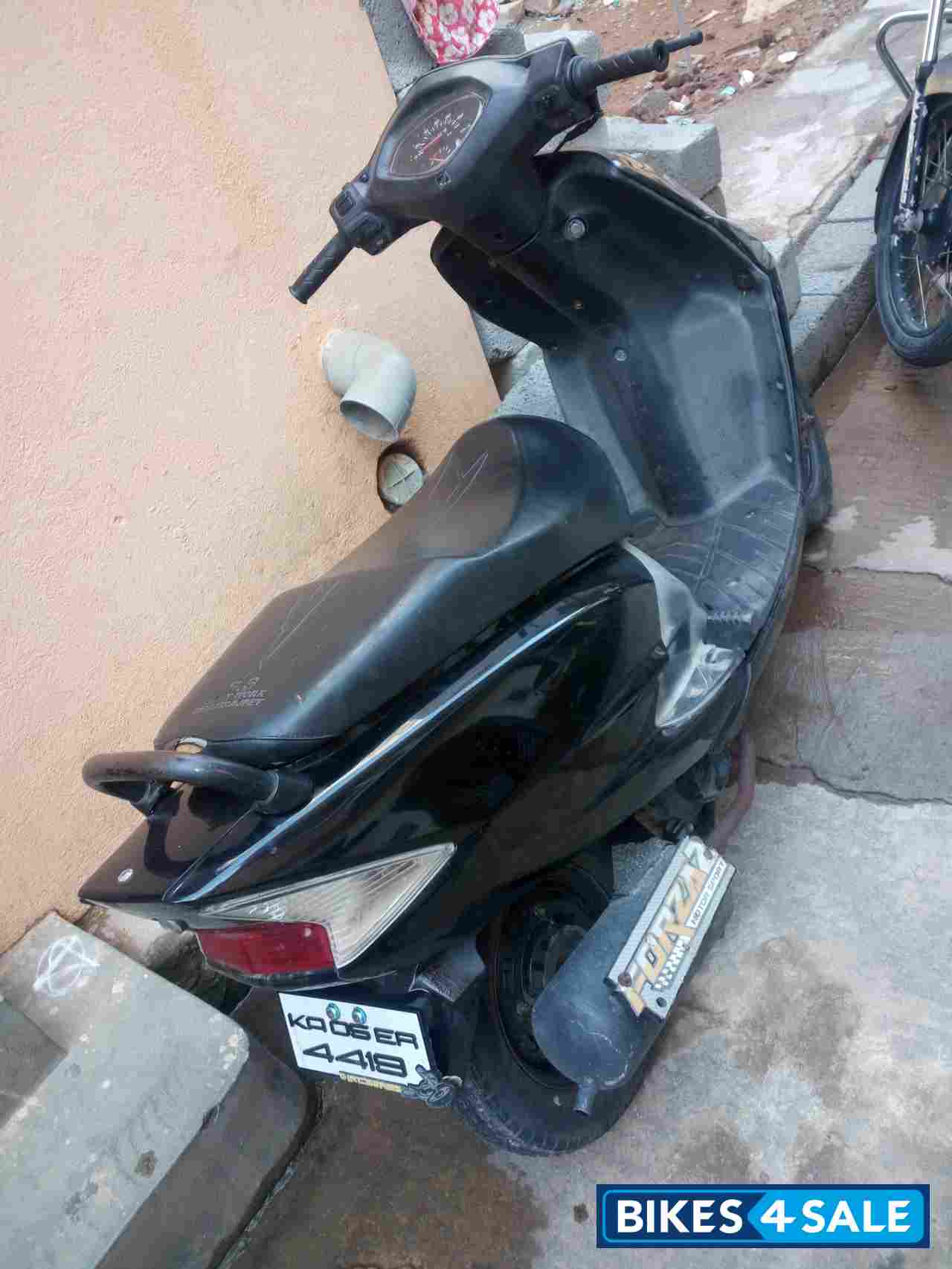 Used 2004 Model Honda Dio For Sale In Bangalore Id 129628 Black Colour Bikes4sale