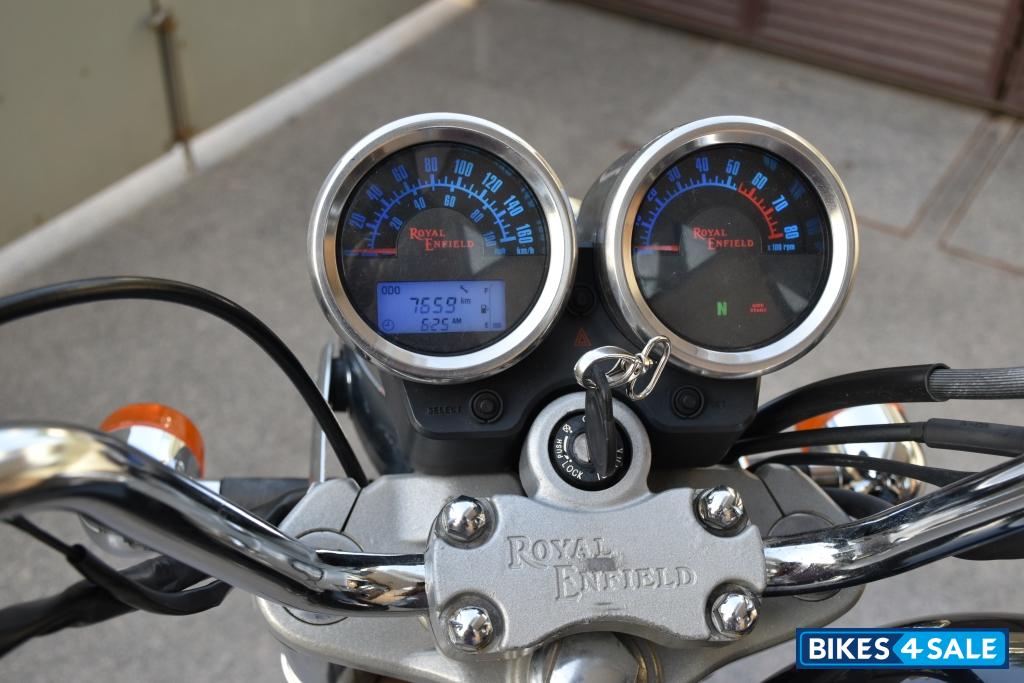 Black Royal Enfield Thunderbird TwinSpark 350