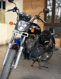 Black Royal Enfield Thunderbird TwinSpark 350