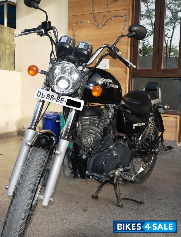 Black Royal Enfield Thunderbird TwinSpark 350 Black Royal Enfield Thunderbird TwinSpark 350