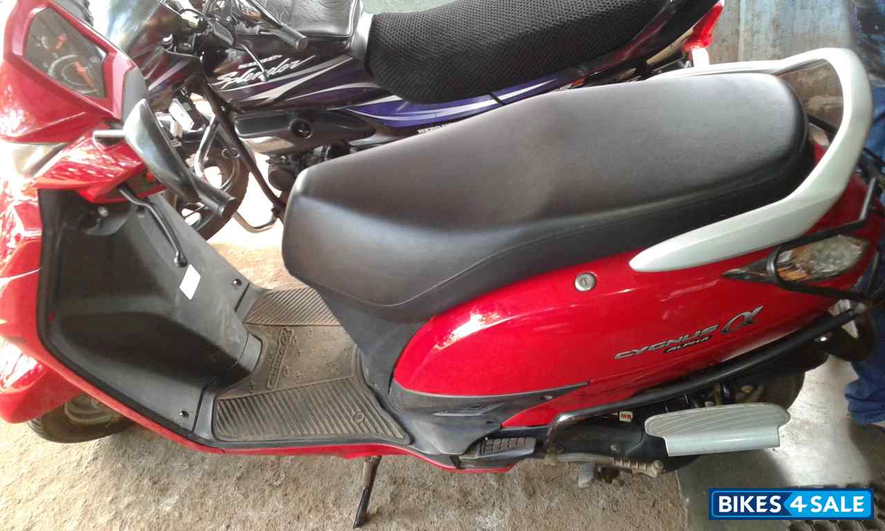Red Yamaha Alpha