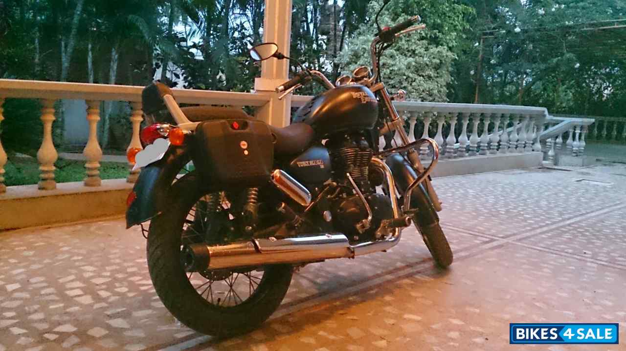 Stone Black Royal Enfield Thunderbird 500 Stone Black Royal Enfield Thunderbird 500