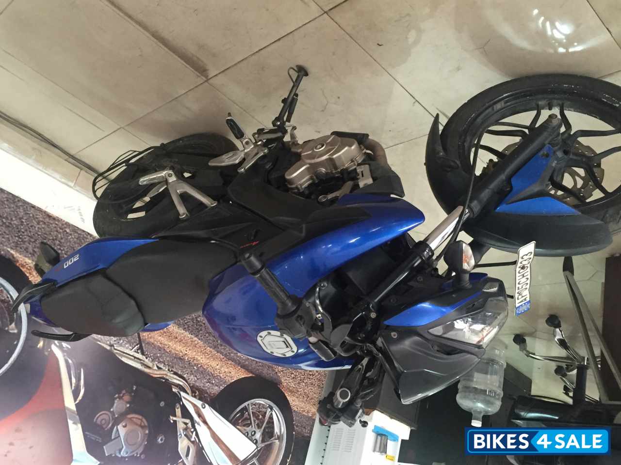 Blue Bajaj Pulsar 200 NS