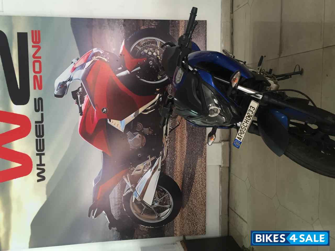 Blue Bajaj Pulsar 200 NS