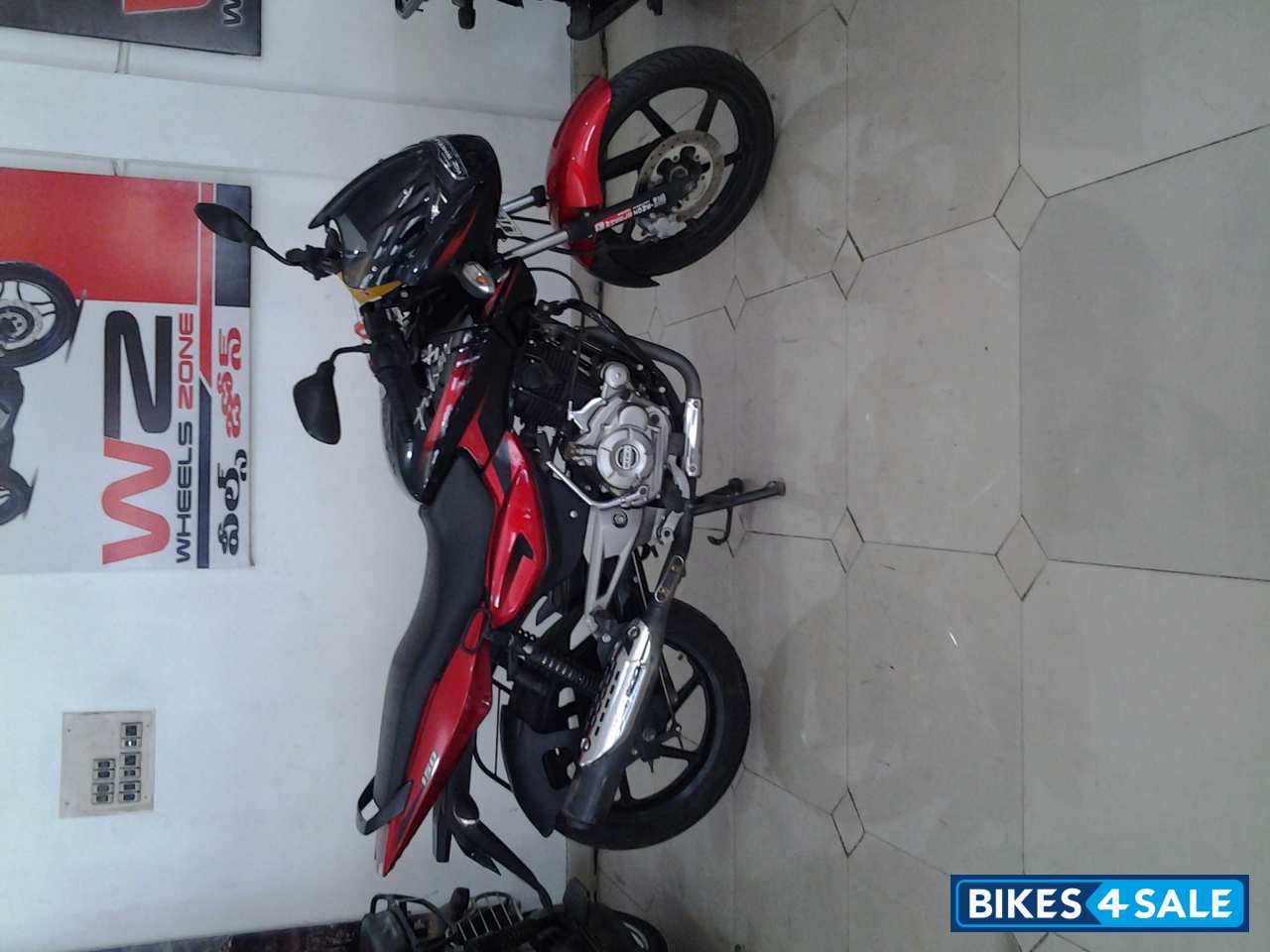 Red And Black Bajaj Pulsar 150 DTSi Red And Black Bajaj Pulsar 150 DTSi