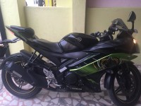 Black&green Yamaha YZF R15 V2