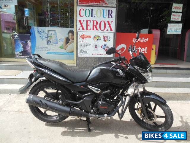 Black Honda Unicorn MotoGP