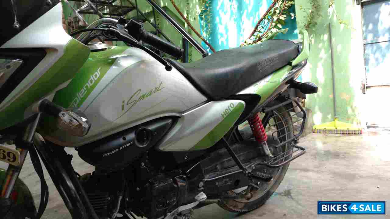 Silver Green Hero Splendor iSmart