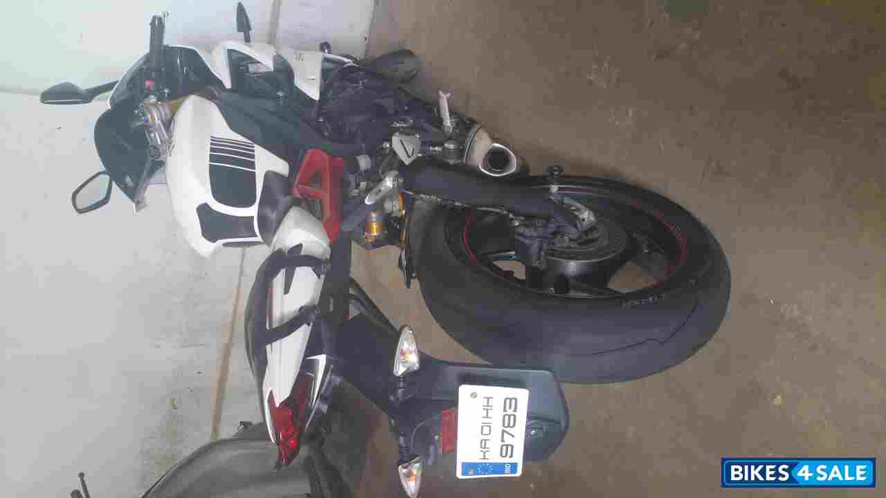 Used 15 Model Triumph Daytona 675r For Sale In Bangalore Id White Colour Bikes4sale