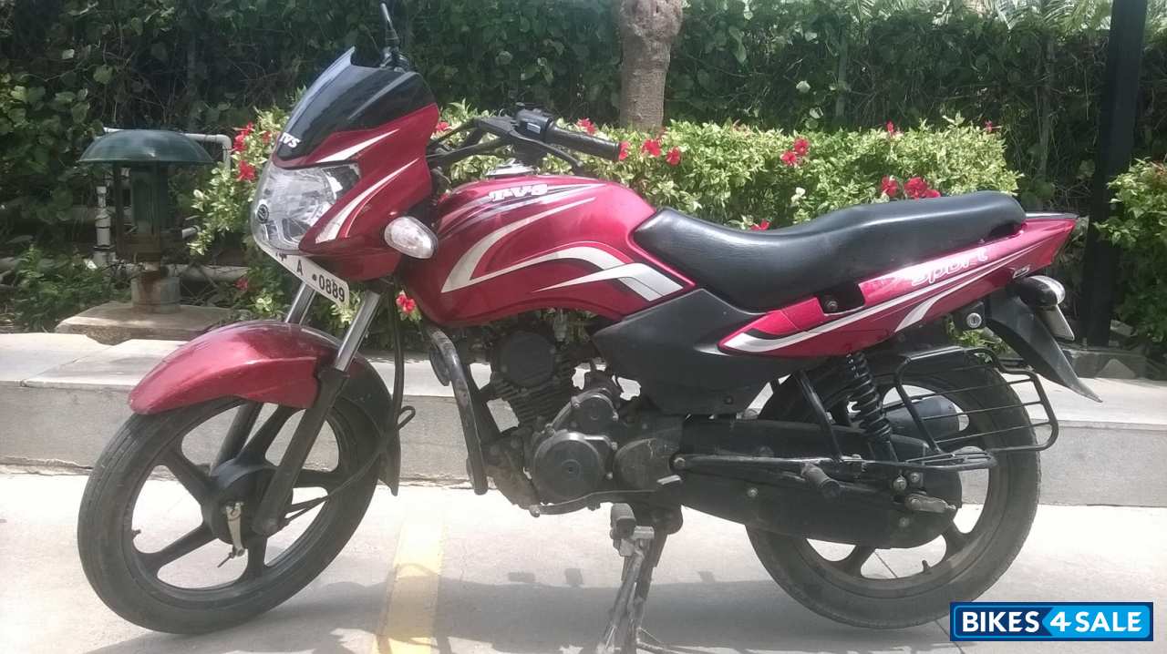 Red TVS Sport