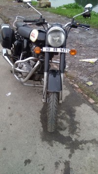 Black Royal Enfield Classic 350