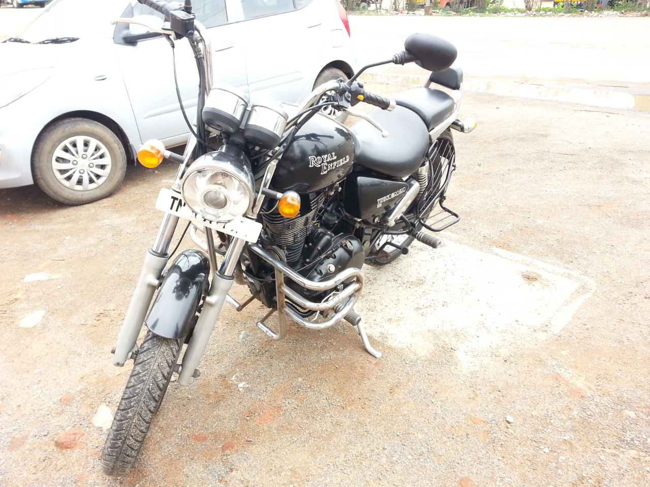 Black Royal Enfield Thunderbird TwinSpark 350