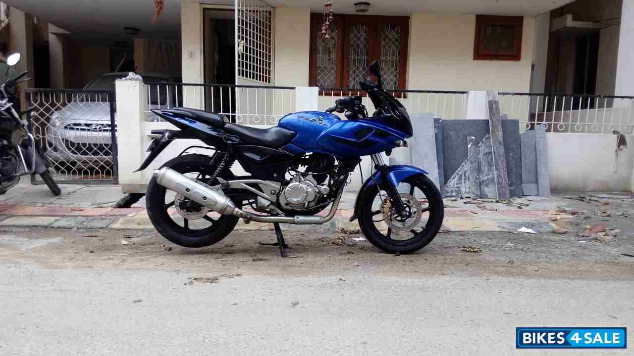 Dual Colour Blue Black Bajaj Pulsar 220 DTSi Dual Colour Blue Black Bajaj Pulsar 220 DTSi