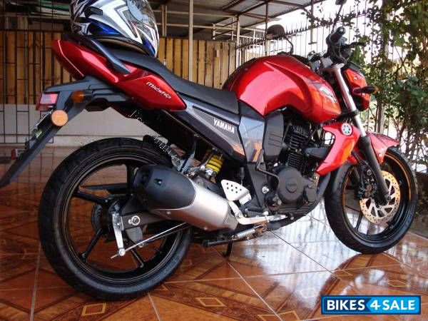 Lava Red Yamaha FZ16