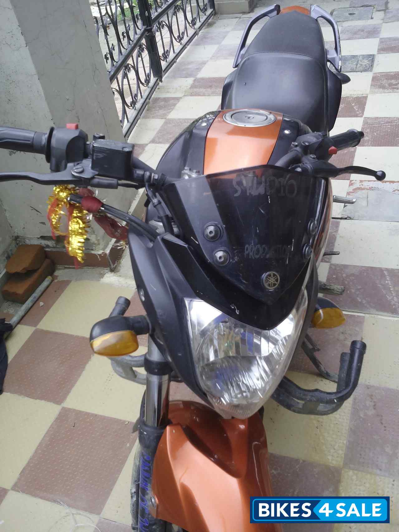 Combo Of Orange Nd Black Yamaha FZ-S