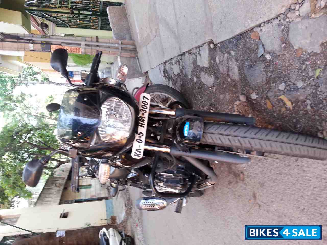 Black Bajaj Pulsar 150 DTSi