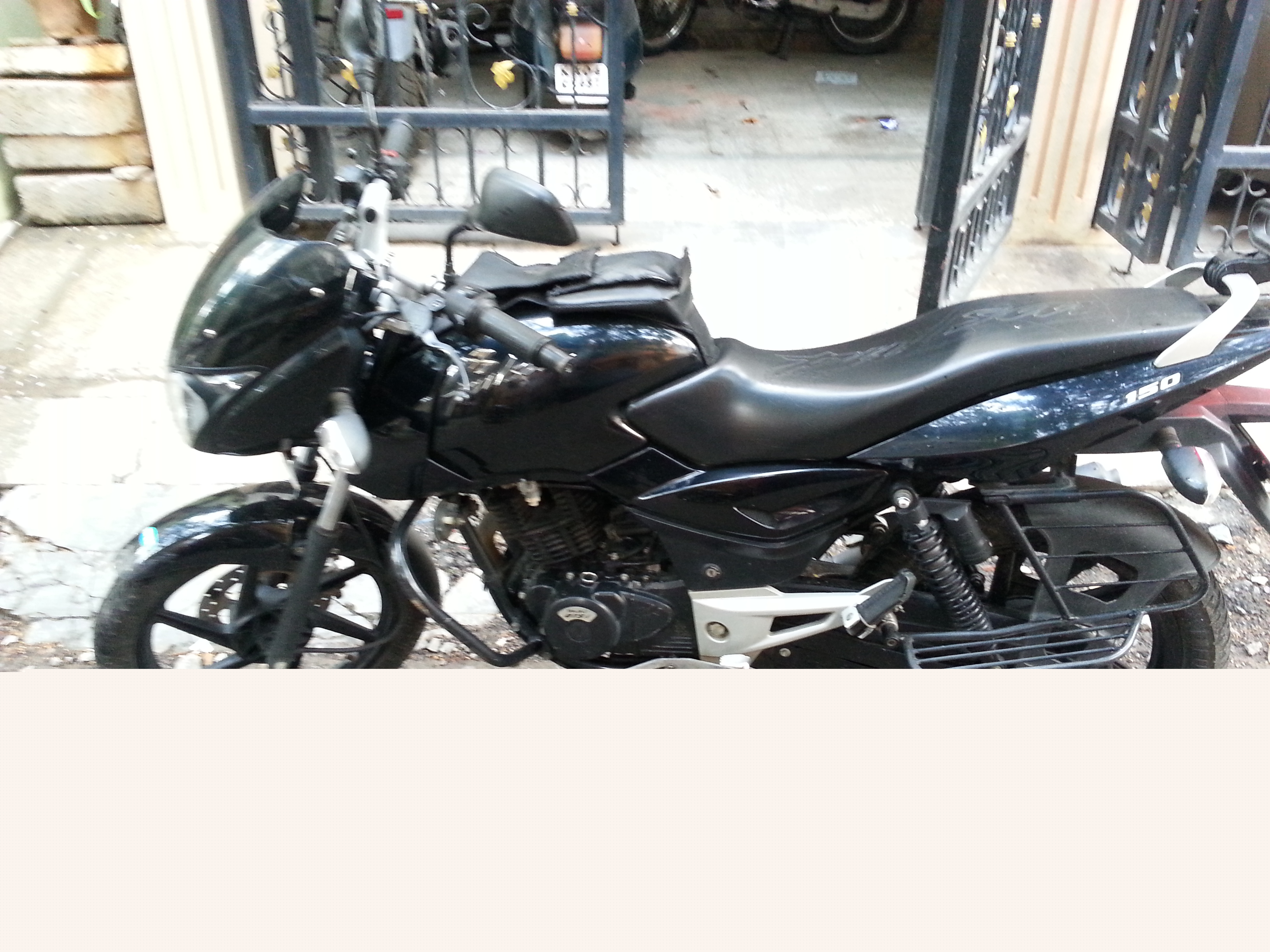Black Bajaj Pulsar 150 DTSi
