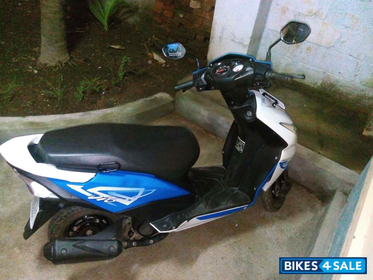 Used 2015 model Honda Dio for sale in Trivandrum. ID 131128. With With