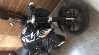 Black KTM Duke 200