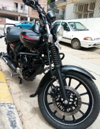 Bajaj Avenger Street 220 2016 Model