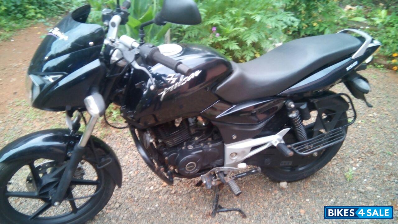 Black Bajaj Pulsar 150 DTSi